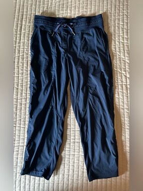 Lululemon Navy Dance Studio Cropped Pants